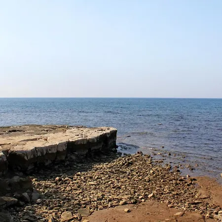 Διαμέρισμα With Parking Space Sveti Ivan, - 22472 Ουμάγκ